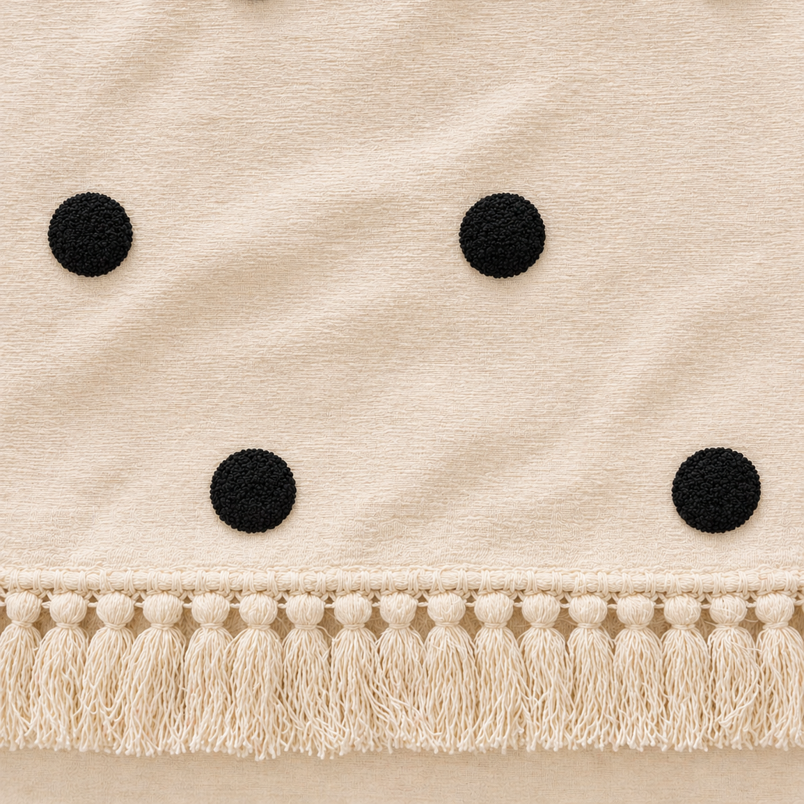 Pebble Dot Throw